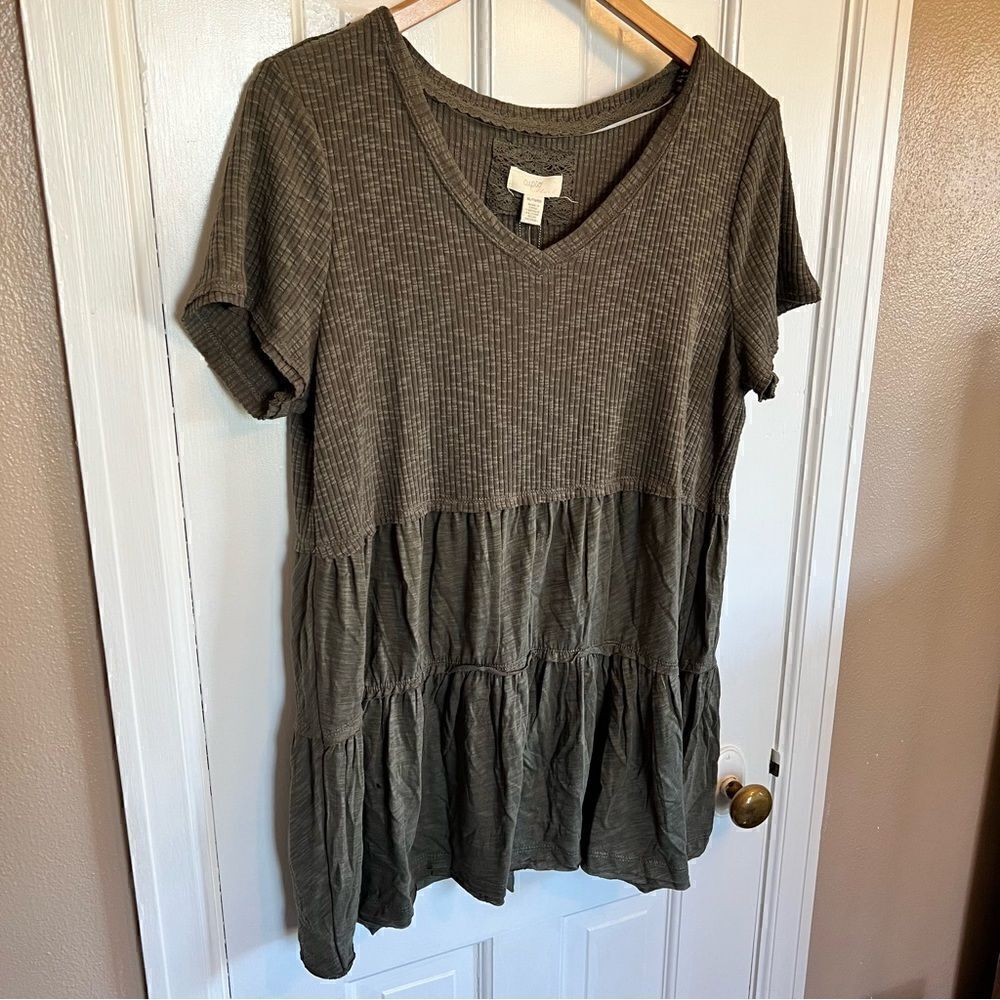 Cupio Olive Tiered top XL - Picture 6 of 6
